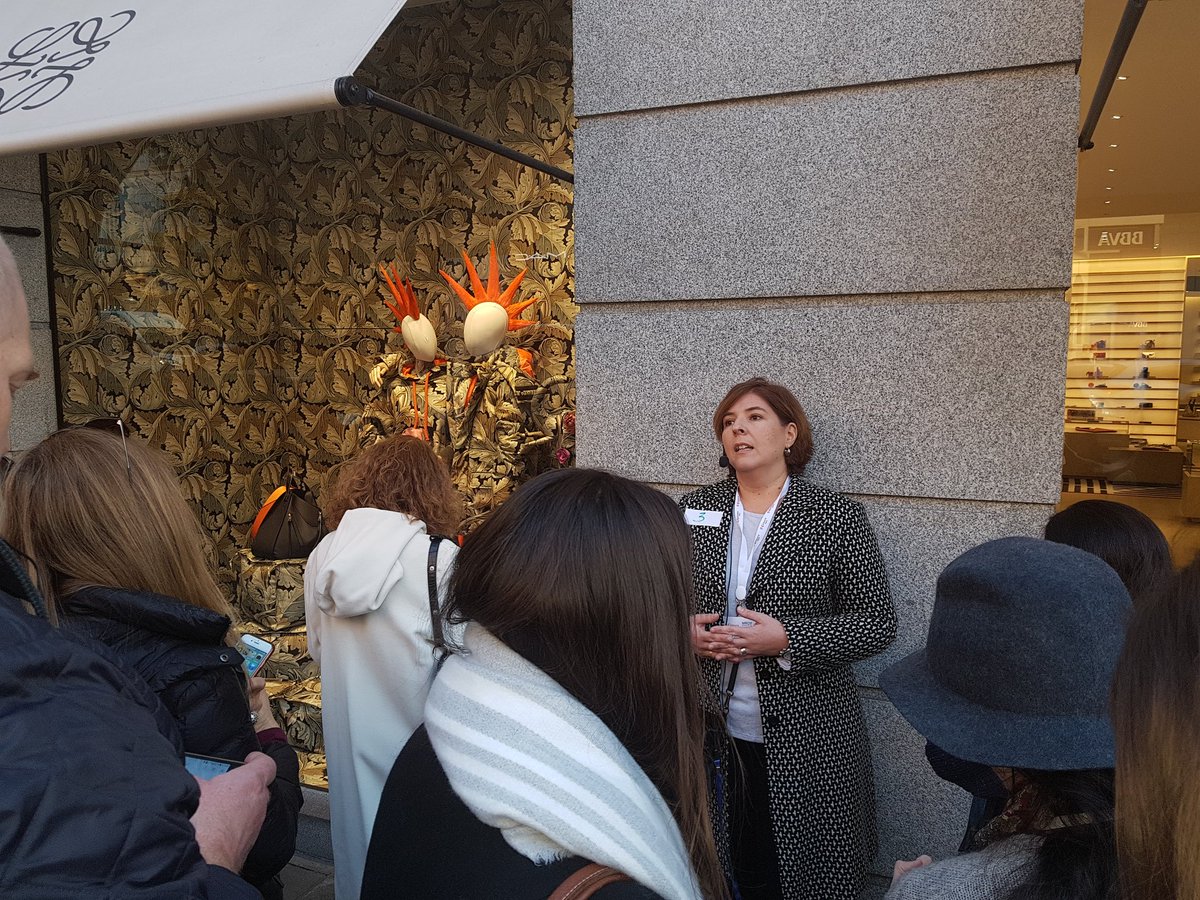 CamaradeMadrid's tweet photo. #escaparatismo #visualretailtour https://t.co/XiDklPST6b