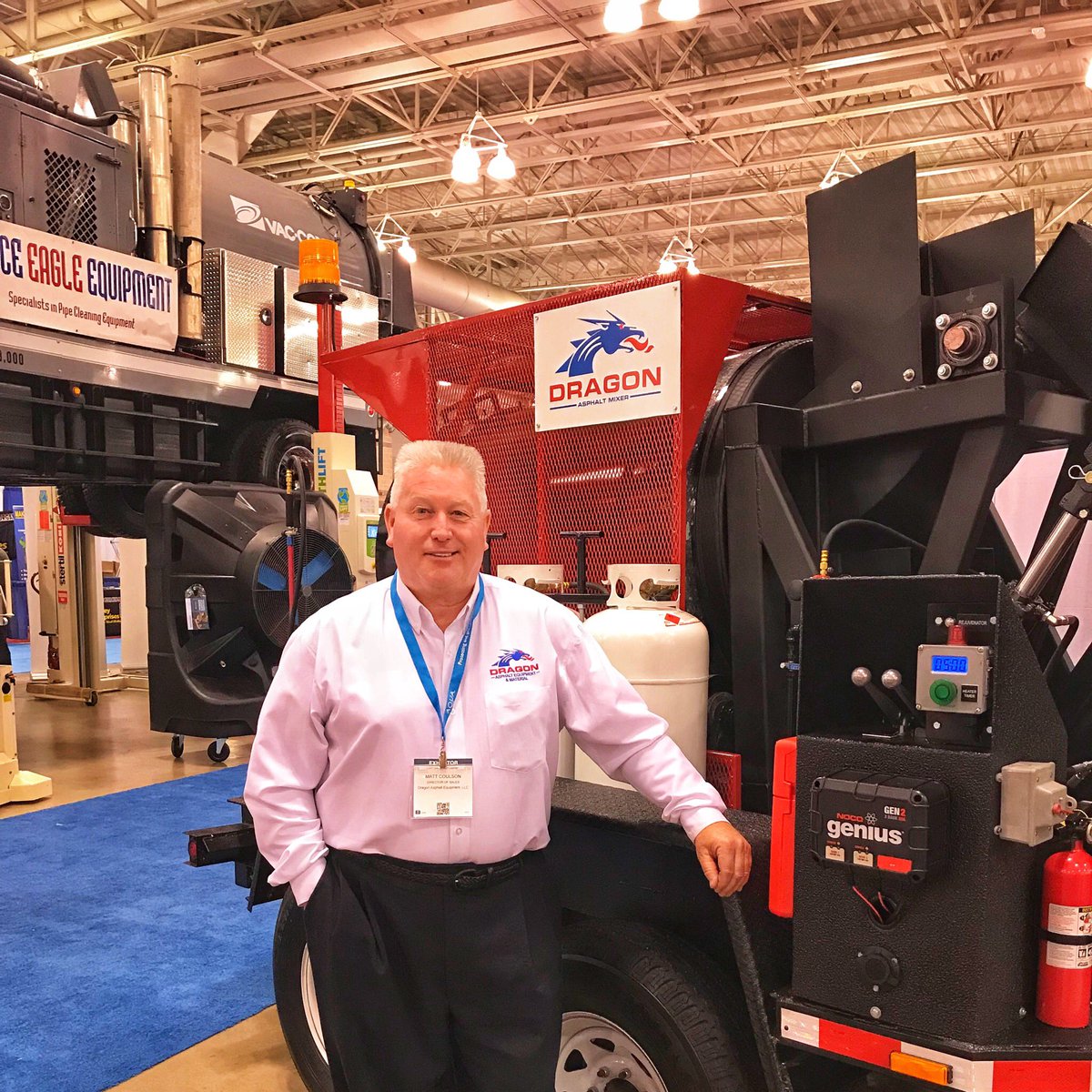 DragonAsphalt's tweet photo. We had an awesome time at the New Jersey League of Municipalities expo. Thanks to everyone who visited our booth.
#AtlanticCity #njleagueofmunicipalities #Expo #tradeshow #selfie #pothole #potholerepair #roadrepair #pa #ny #ct #md #roadwork #dpw #construction https://t.co/KeMgaPuAE0