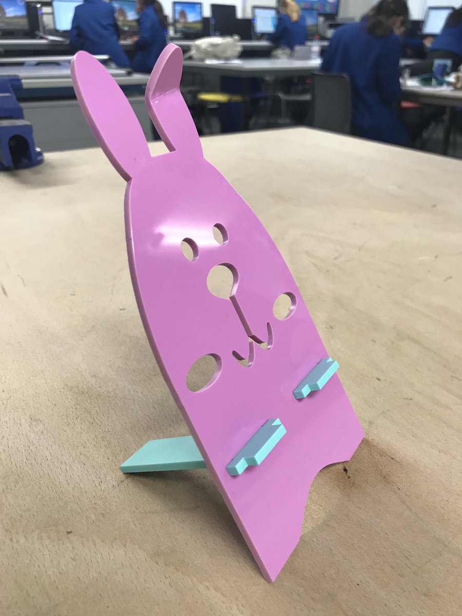 BeckyHigh_DT's tweet photo. Some super phone stand designs leaving the Graphics room this afternoon. Brilliant work by Y7! https://t.co/6TSikAIi0a