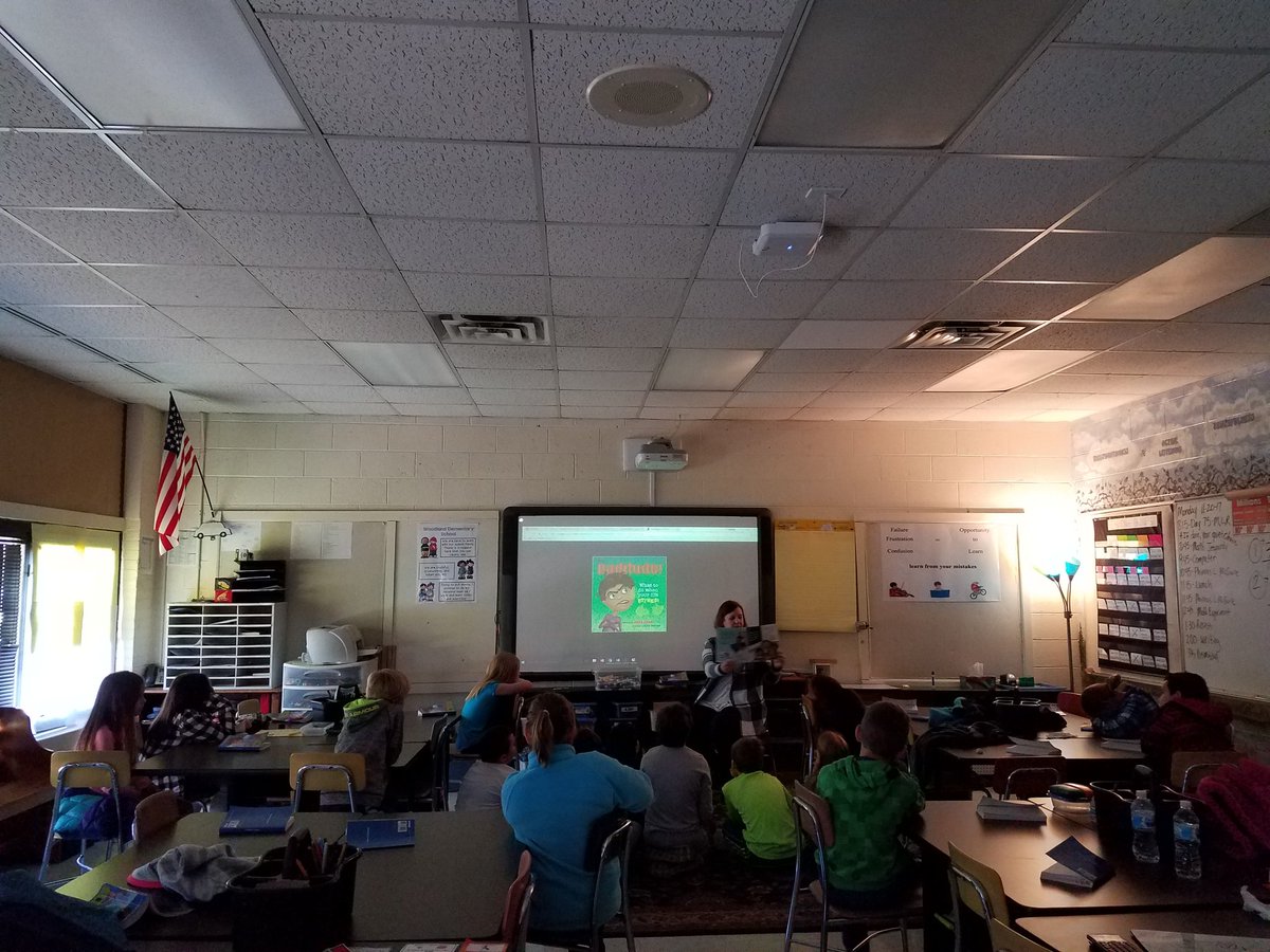 AskMrMartin's tweet photo. Thankful for Dr. Marlar @WoodlandHawks for joining @AskMrMartin 's class to read #baditude &amp; discuss our attitudes at school &amp; at home. https://t.co/obi8q0gcyW