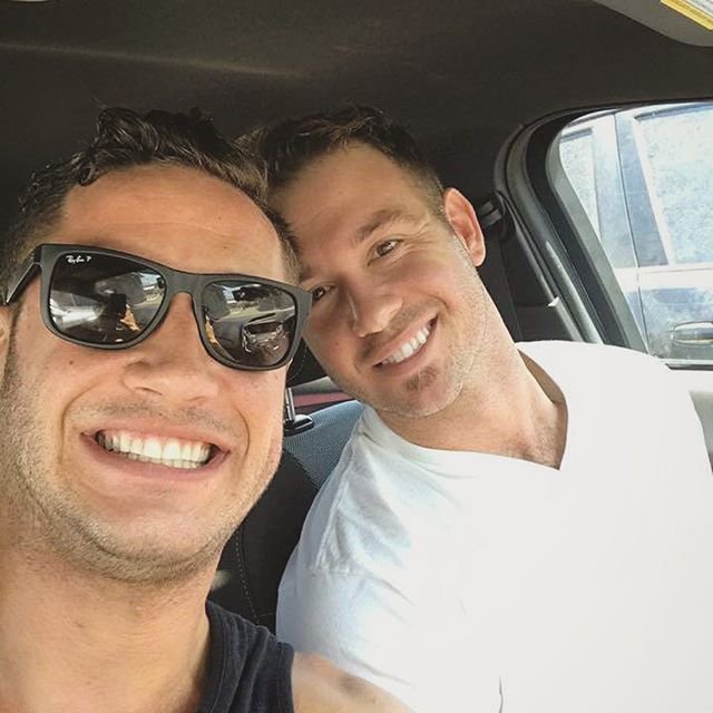 Homoerotic Scenes in Straight Porn. Page 440 LPSG