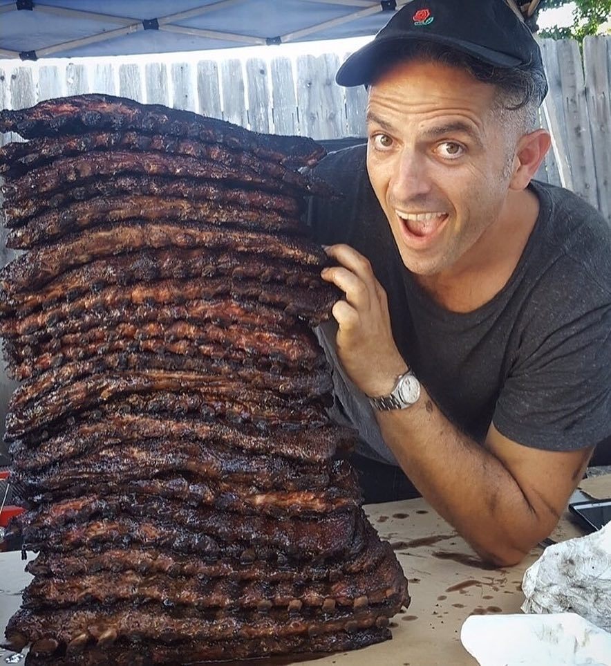 Another amazing rib wall... 25 racks in this one.
.
.
Shout out to @trudys_underground_barbecue.
.
.
.
#Barbecue #BBQ #BBQLife #BBQPorn #Carne #Carnivore #Food #Foodgasm #Foodie #Foodiegram #FoodPhotography #FoodPics #FoodPorn #Foodstagram #ForkYeah #BBQ… ift.tt/2hFZ7fg