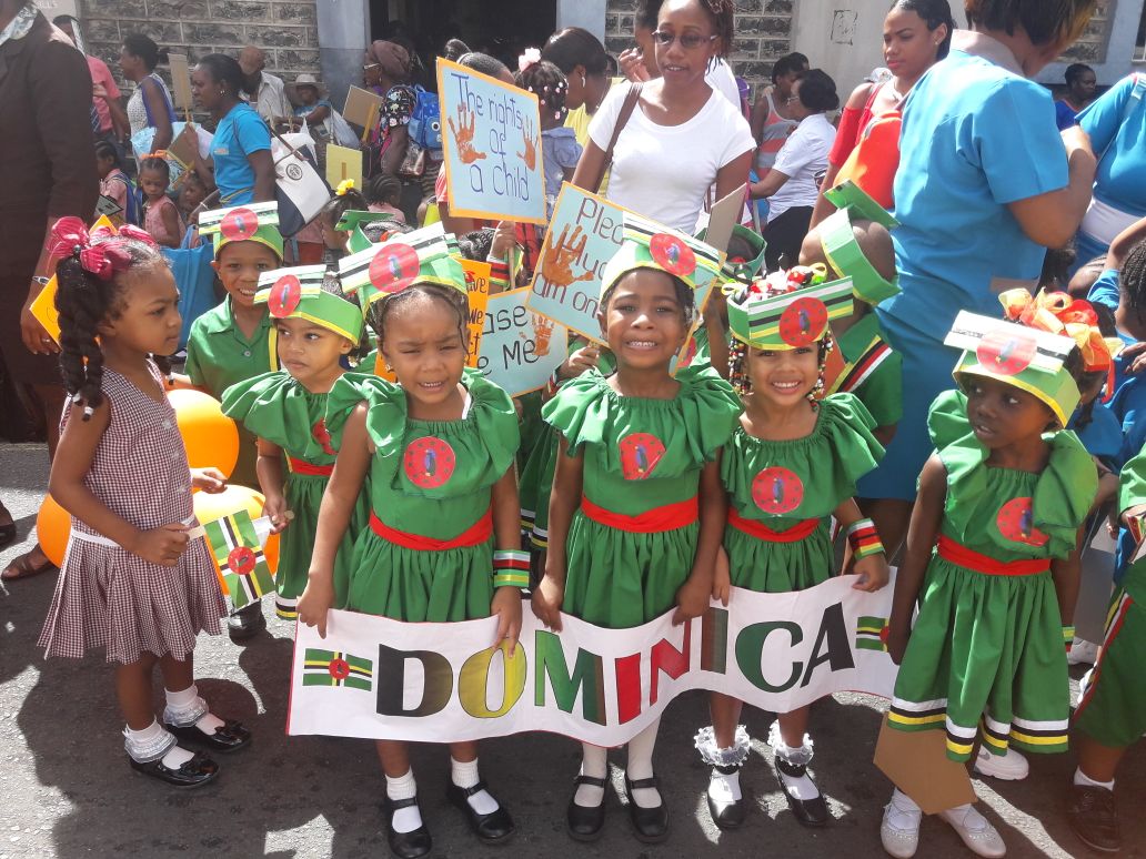 giological's tweet photo. My niece's school paid tribute to the kids of Dominica. ๐ฉ๐ฒ God bless them all. Love from Saint Lucia! ๐ฑ๐จ #ChildrensRights #MatchForChildren https://t.co/mIEOwqhGo7