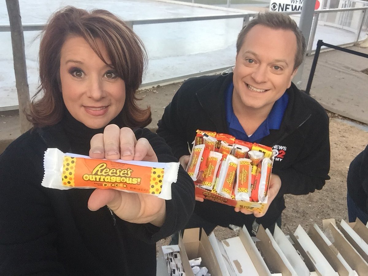 TanyaRiveraOn2's tweet photo. Got @ReesesPBCups OUTRAGEOUS ?!? Umm, you don’t....yet! The yet to be released candy is w/us at @WFMY Winterfest. #getyousome #2BeSweet https://t.co/SaRvejksip