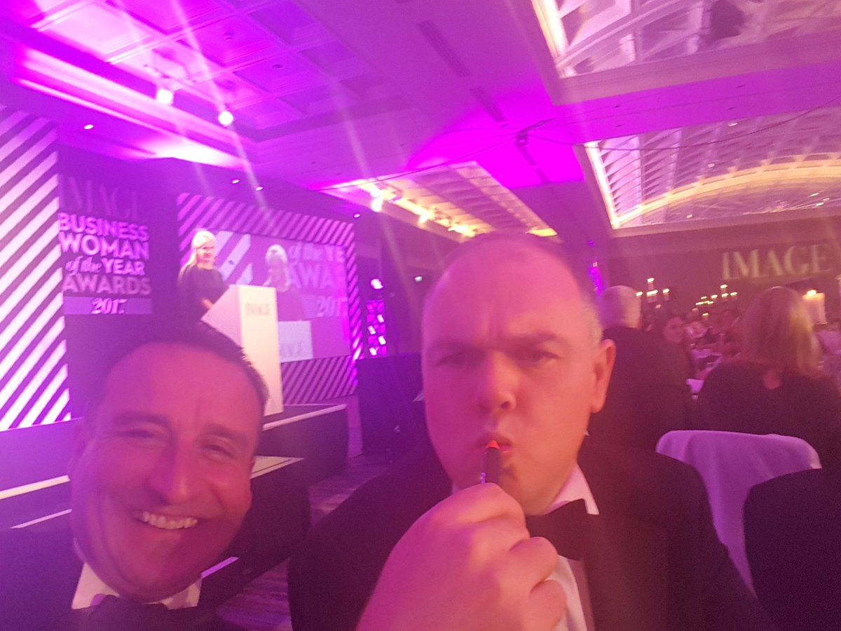 Lukeydip's tweet photo. #BWOTY17 #GLAMSQUAD #GOALS https://t.co/c5Wjsq9IJ8