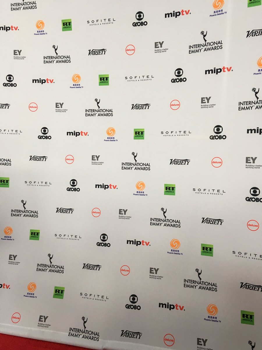 SiteMFBrasil's tweet photo. 🚨 ALERTA FRONCKER 🚨
Hoje acontece a cerimônia do 'International EMMY Awards' e Rodrigo Santoro já está confirmado na premiação. Como a Mel também está nos EUA, há chances dela acompanha-lo no evento https://t.co/Okb8kU6jJp