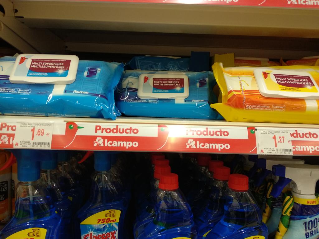 SitoFrias's tweet photo. Alcampo Vilagarcía, que me lo expliquen que no entiendo, mismas unidades, mismo precio por unidad...🤔... #timofertas @consumidores https://t.co/Sm4PKl25bK