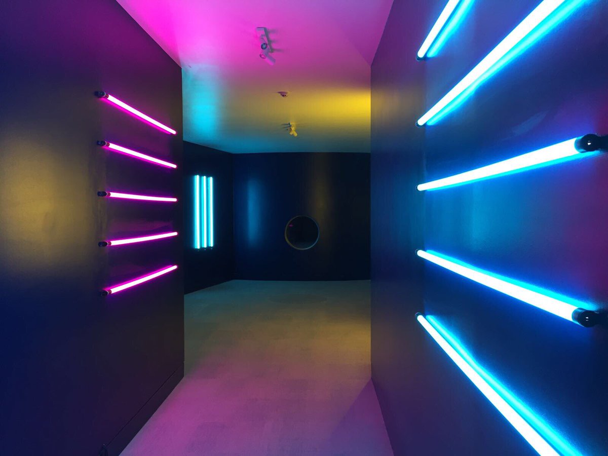 CoffeyArch's tweet image. More shots from tonight’s tour of @OnePoultry... Iconic, inside and out!