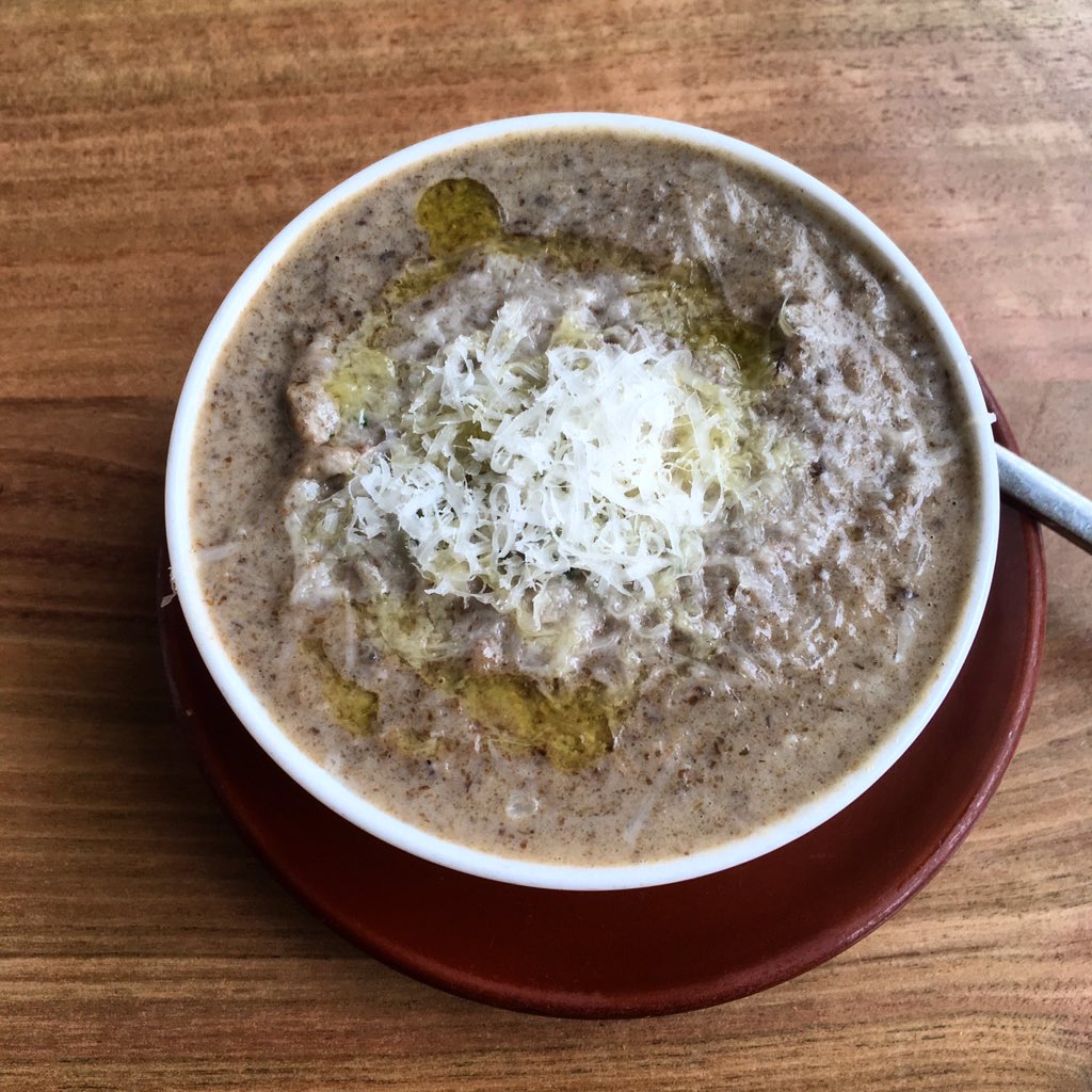 Time for a hearty bowl of Cream of Mushroom soup

#hearthsf #creamofmushroomsoup