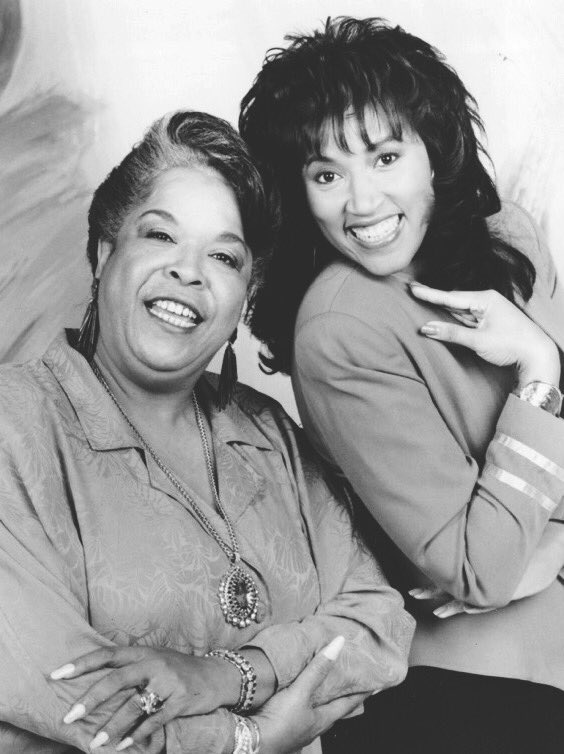 JackeeHarry's tweet image. I am completely devastated by the loss of Della Reese. She was a great co-star, sparring partner, drinking buddy, and friend. She taught me the power of prayer and the importance of humility. I’ll be forever grateful to call her my friend.