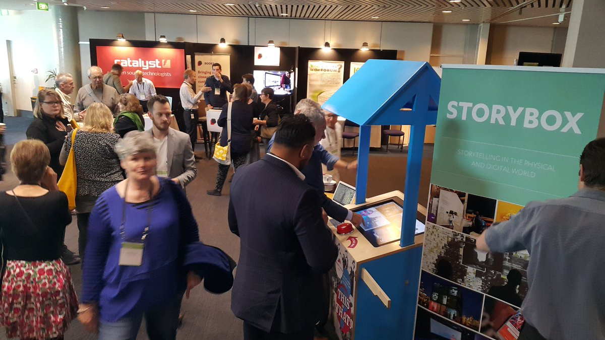 leith_haarhoff's tweet photo. Whatever you do at #ndfnz  DO NOT push the big red button when you pick up your ice cream at the Storybox stand https://t.co/0bL1oDg8tf