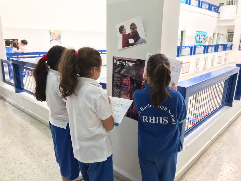 RHHS_Elementary's tweet photo. BE3B learners exploring body systems #tuning_in #finding_out https://t.co/HDshq6EdpN