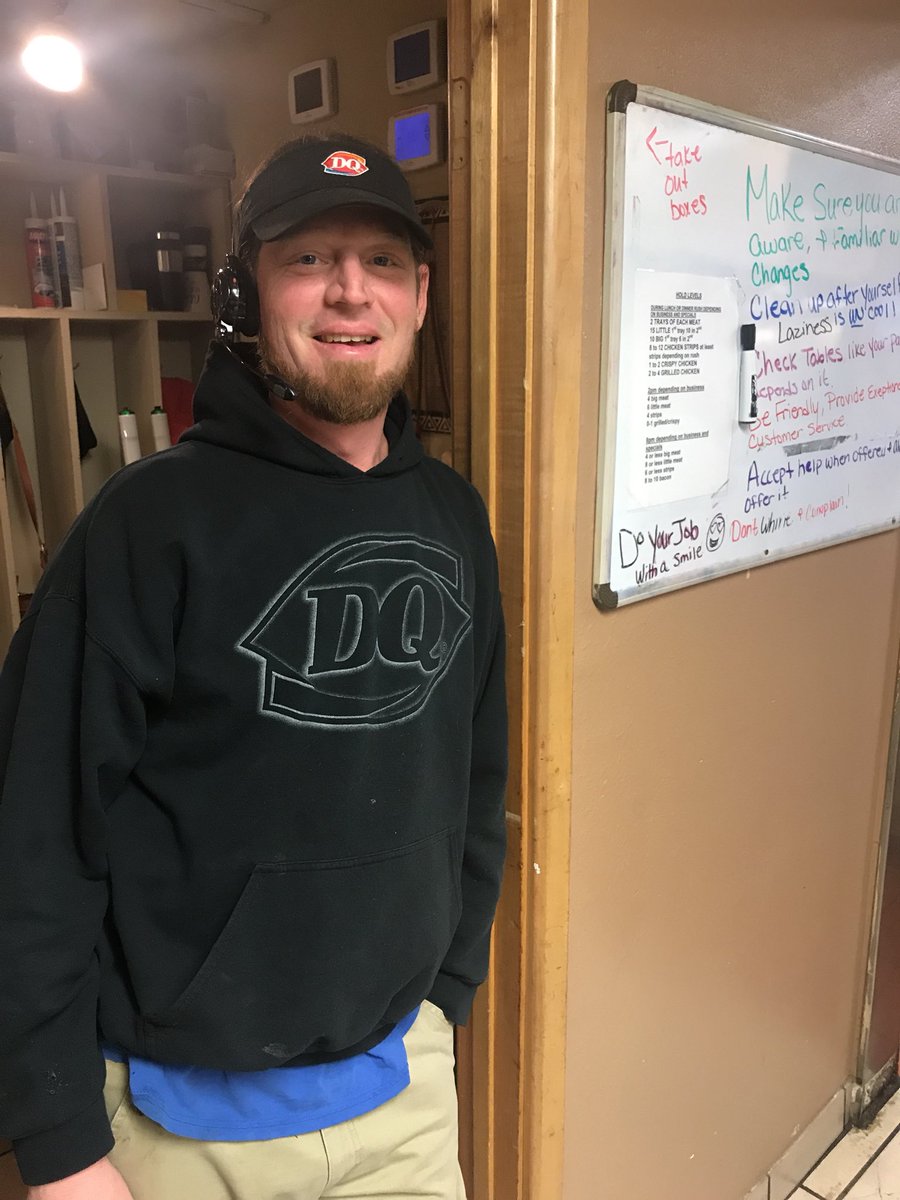 CGDQUEEN's tweet photo. Employee of the week goes to DJ Bremer! “If you got time to lean, you got time to clean” 🍔🍟🍦 https://t.co/vO6wFms4hx