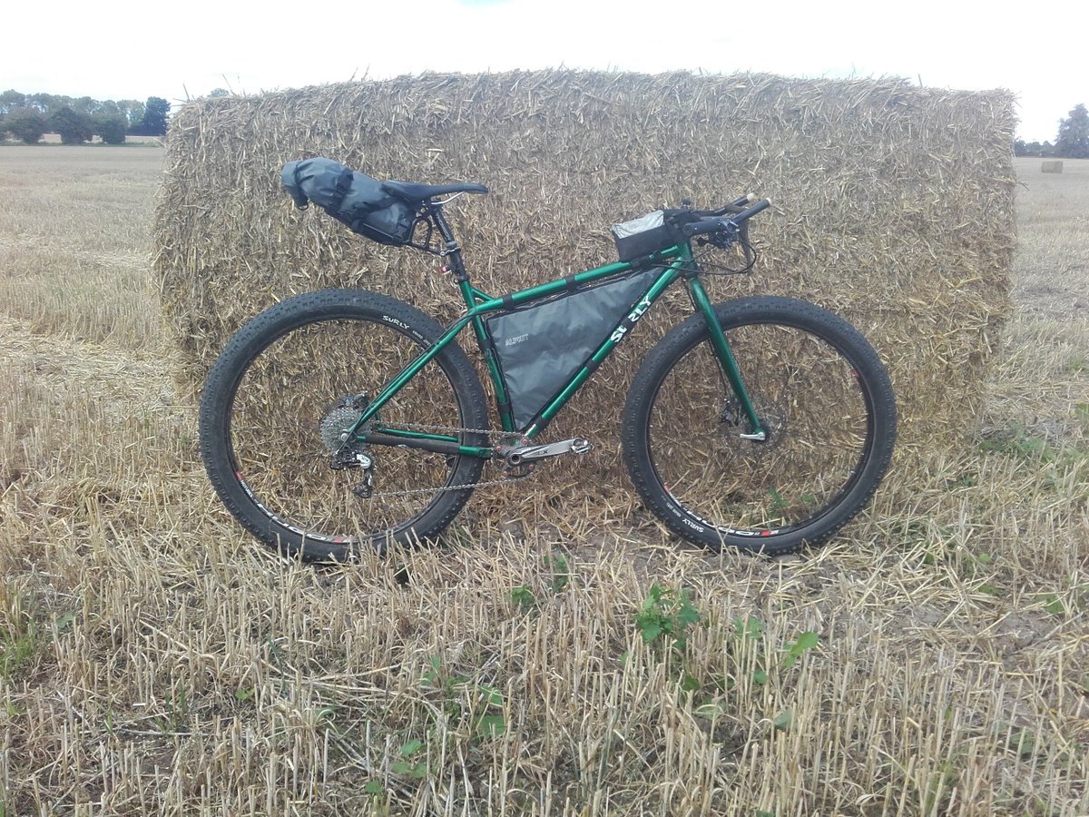 Fenduro's tweet photo. @ADVNTRcc Lovely stuff! A true Adfenture, or so the #Fencyclopedia would suggest....https://t.co/6P2VugOV8N
That Krampus looks oddly familiar.... https://t.co/DeibdPj2zu
