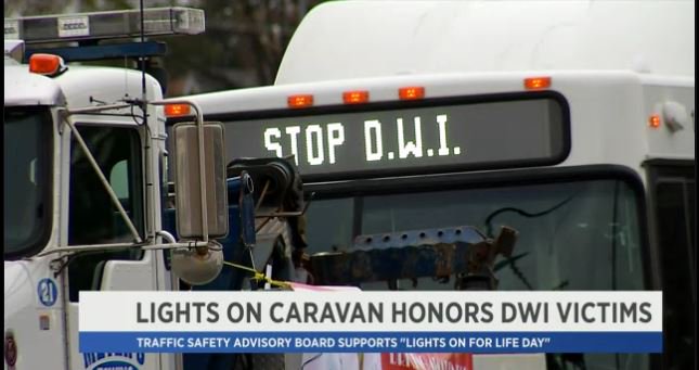 GoCentroBus's tweet photo. On Sat 11/18, Centro took part in the @OCTSAB 34th annual "Donald H. Barrett Lights On Caravan" to support "Lights on for Life Day" - honoring & remembering the victims of impaired driving. https://t.co/Tv1Oh9M8Ds #lightsonforlife #stopdwi #STOPDWINewYork @OnondagaCounty https://t.co/ugIkGnjyrf
