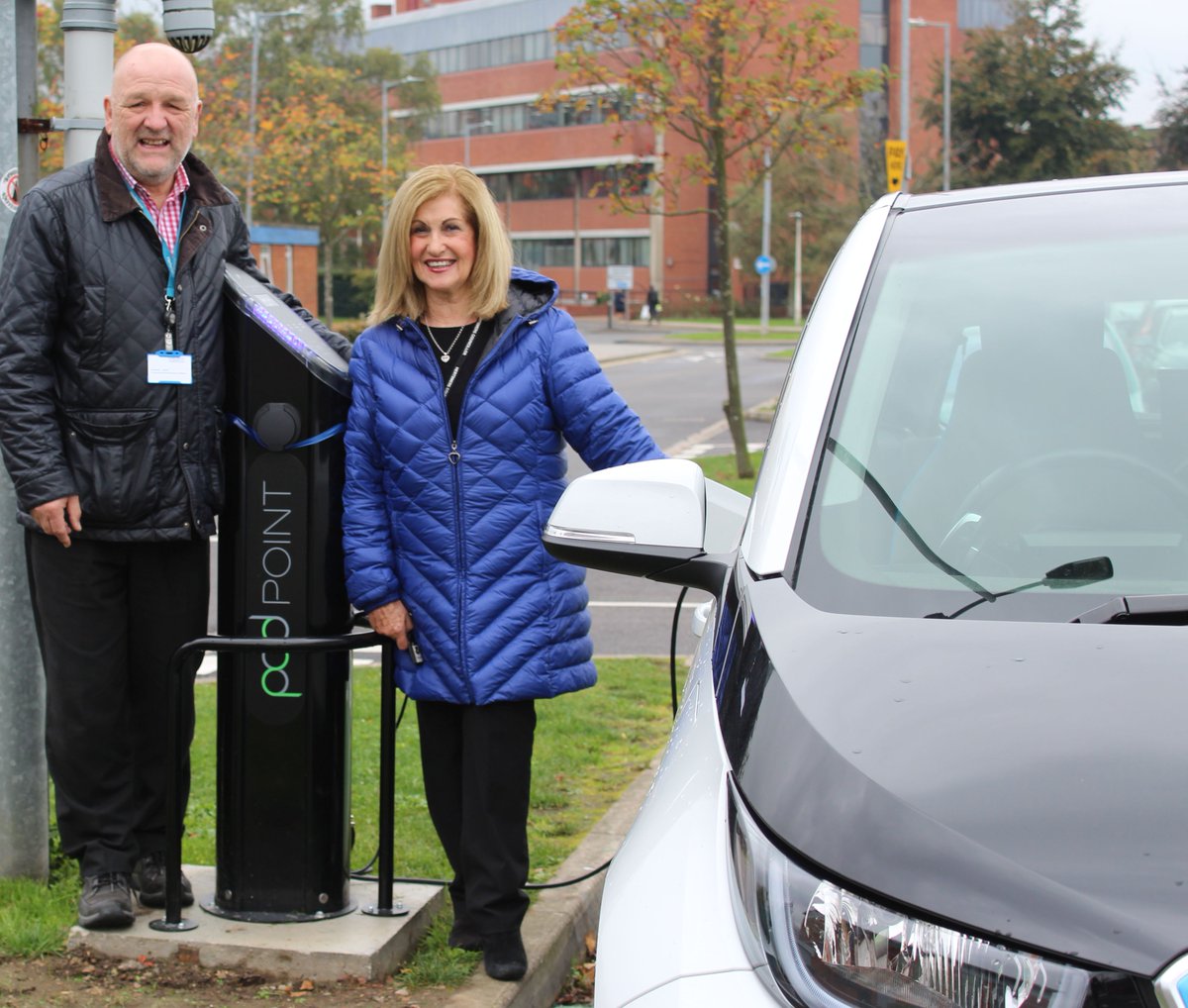 Electric car charging points installed around borough for first time
borehamwoodtimes.co.uk/news/15672866.…