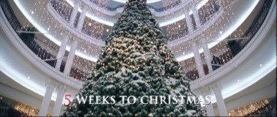 LottieVictoriaa's tweet photo. @emmafreud it’s officially love actually time 💕✨😆 https://t.co/c5BmCdUGiT