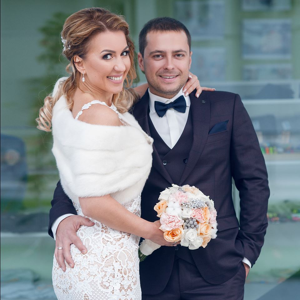 bestweddingua's tweet photo. https://t.co/qZCfs9clyT
Ph: Ruslan Krut
#weddingphotographer #photographer #weddingday #lovestory #photo #professionalphotography #weddingphoto #love #couple #weddingdress #bestwedding #wedding #cinematography #weddingcinematography #weddingfilm #свадьба #married #weddingineurope https://t.co/MMS4cH7cji