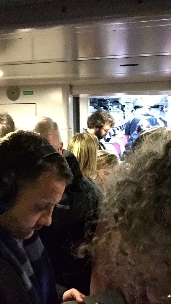 lukecoxhead1's tweet photo. @GWRHelp Way home was also a delight.... refund? https://t.co/dRmgYRXfQM