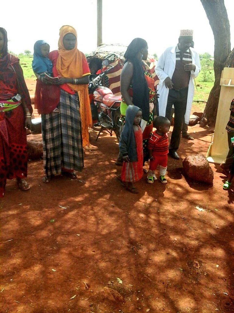 KenyaRedCross's tweet photo. Marsabit officially joins 10 other counties in Kenya benefiting from the ongoing #CatchUpCampaign aimed at providing critical health services.π https://t.co/6L0o48wyrI