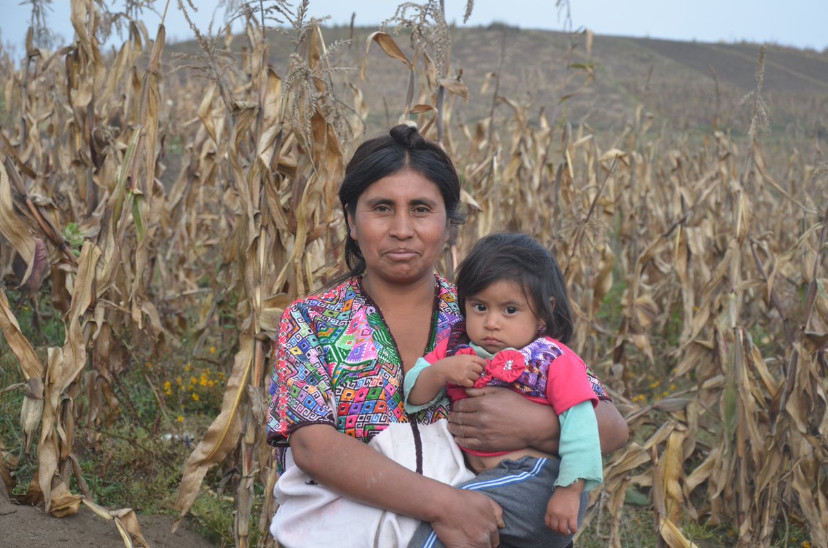 Yabal_'s tweet image. In our #MondayMujer, we want to introduce you to Lucía, she is a mother that supports their children with education, food and love, through her #Yabal income yabal.org #Handicrafts #FairTrade #Ethical #Women #MayanDesigns #SustainableStyle #EthicalAccessories