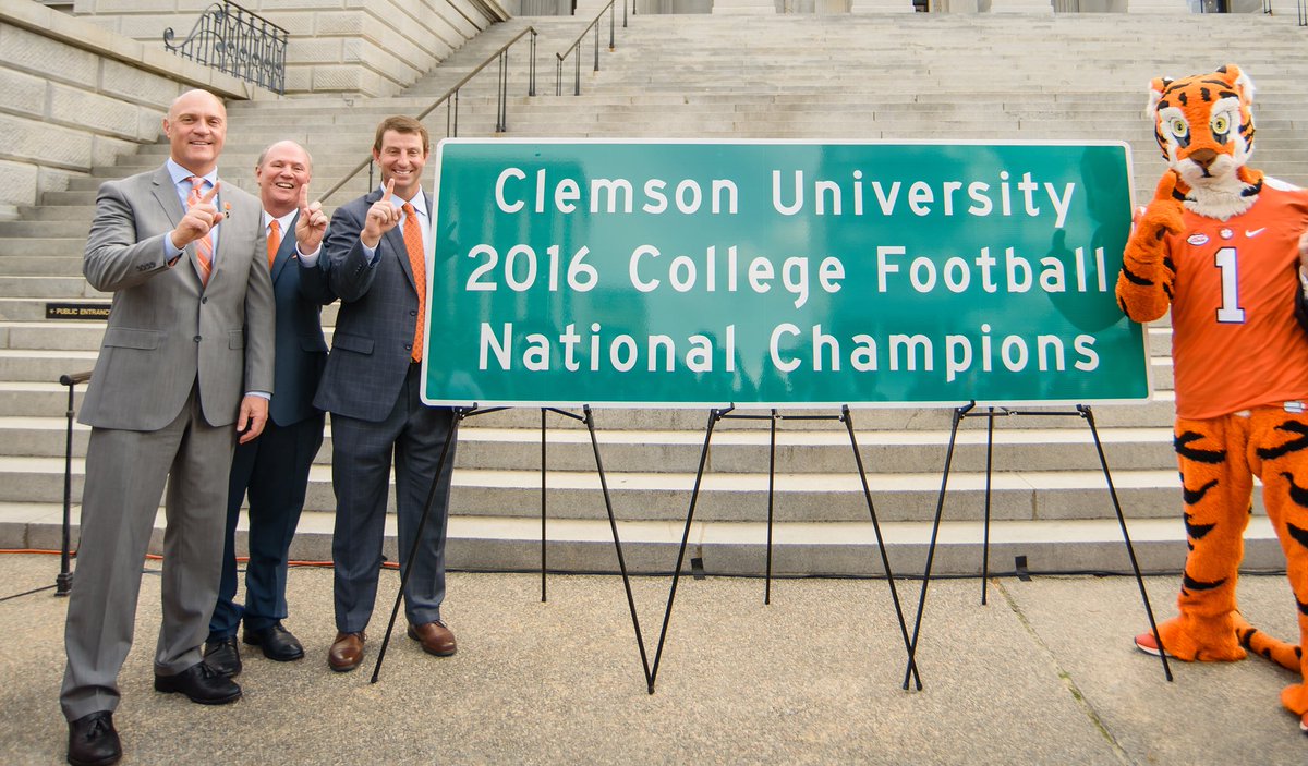 Jim_Clements1's tweet photo. Happy birthday to a true gentleman and a great role model to many! We are thankful for your leadership! #BestIsTheStandard @ClemsonFB https://t.co/hpxEW0QLB4