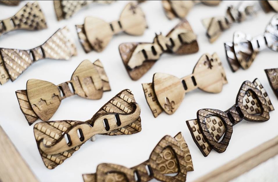 Spruce up your holiday wardrobe with a bowtie from @StoryWoodBowtie! Join us Wednesday for Fall Fashion Show with #StorywoodBowties to purchase one of your own! ow.ly/lww830gHA3t