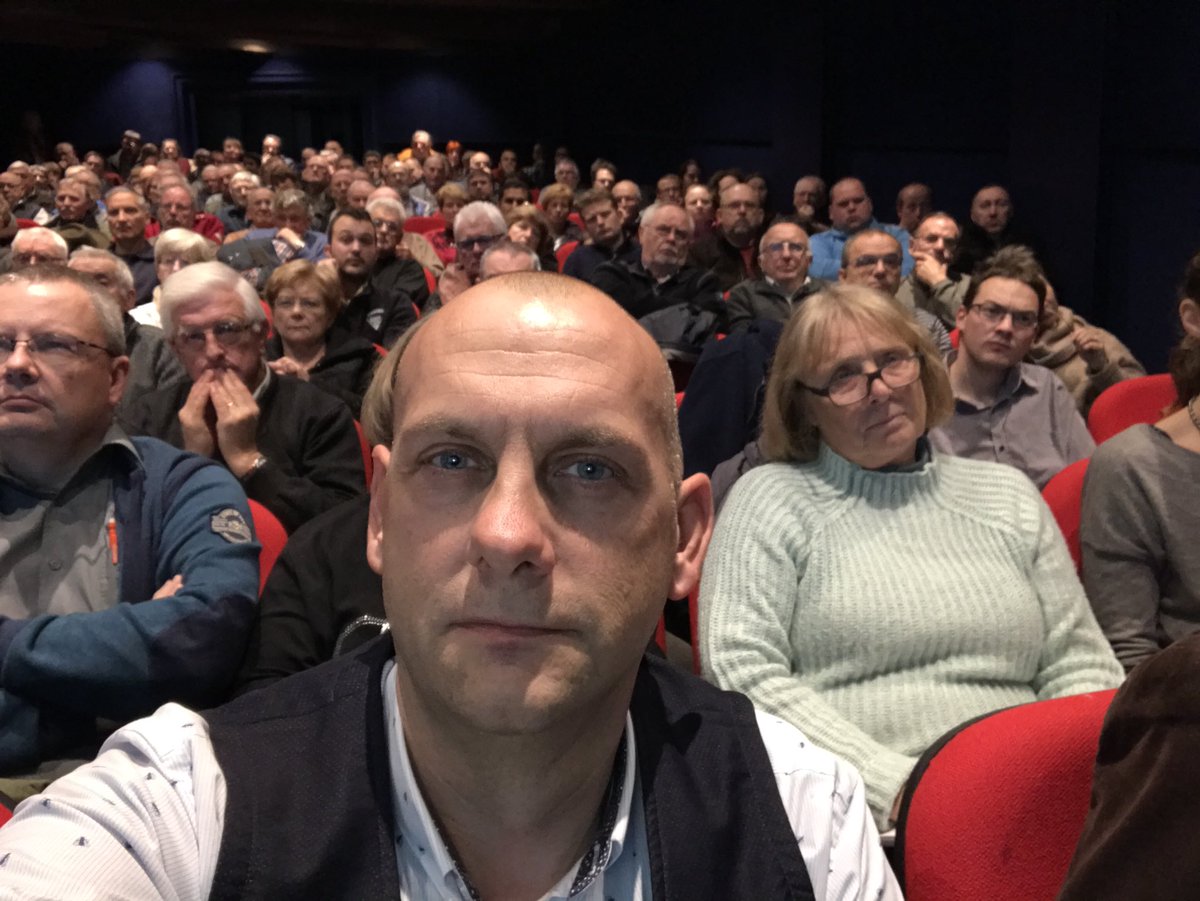 laboiteacom's tweet photo. En modération ce soir à Ath avec #eoly #Colruyt group #éolien #participation citoyenne #laboiteacom https://t.co/Vf1OnR6DVM