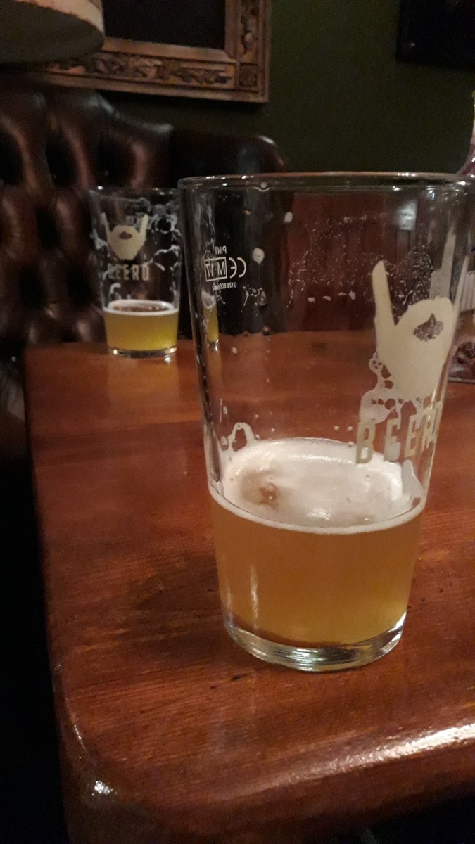 Shonette's tweet photo. Name the pub #MondayPints https://t.co/QCPBHtIH07