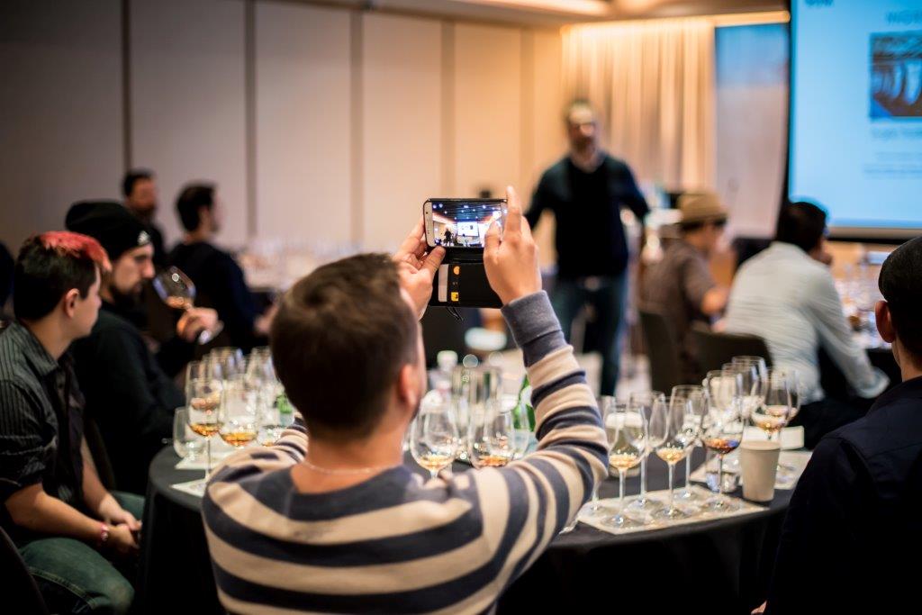 WorldClassUS's tweet image. Share your #worldclass2018 journey and Diageo Bar Lab Cocktail photos by using #worldclassus ! Apply today at worldclass.usbg.org