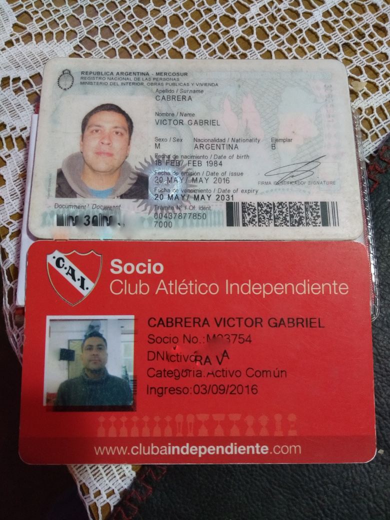 Sergio_CAI's tweet photo. DNI y carnet socio encontrado el sábado en tribuna sur baja. Por favor rt, gracias! @arielvilacha @MartinchoRoldan @CarlitosMaidana @Independiente #INDEPENDIENTE https://t.co/hIQIyzz2Tu