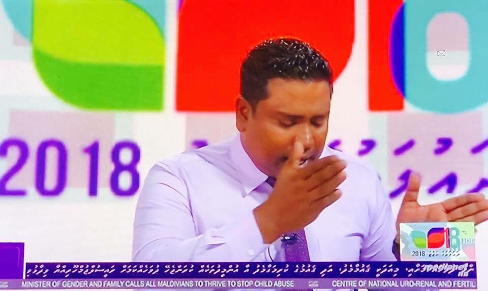 d_hoarafushi's tweet photo. #PSMNEWS  "budget 2018" RAEES YAMEEN 2018 👏👏👏👏. #RY2018. @Muhmed_Ismail @AhmedNarysh @icayd https://t.co/lKpM4S8OP8