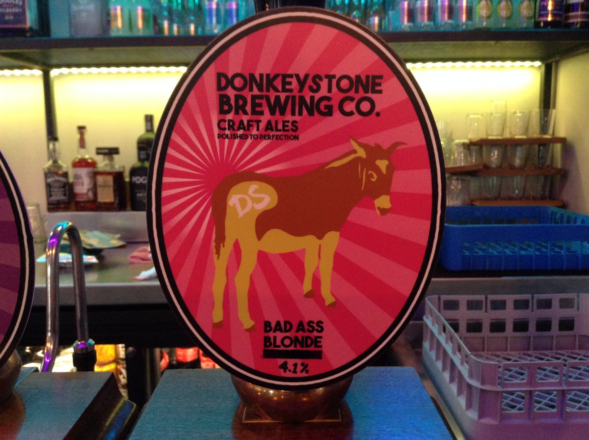 albion_tap's tweet photo. ..........landlords ,publicans, festivals, organised events , get you hands on the hottest brewery in the north west... Honest. 😀. Bray, DPA, DAPA, HOPPINSESH , Bad ass blond. And Javavanilla stout. Get a barrel on an see fly.🛫. Sold out in two hrs at Rochdale beer fest. WOW https://t.co/b3ln2riZ7B