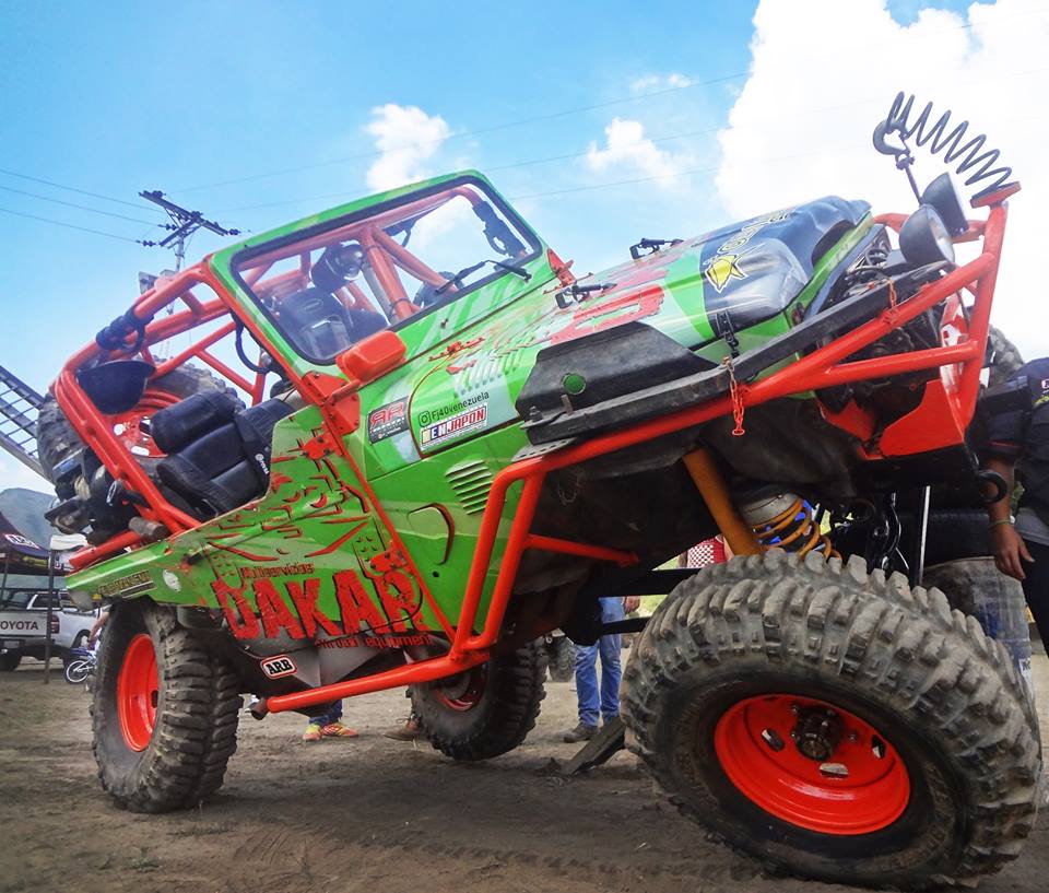 MultiDakar's tweet photo. El #Teamdakar en la copa 🏆DAKAR🏆del #MaracayHotRoad 

#NadaNosDetiene #MultiDakar #SoloEnDakar #LosExpertosEnsuspension https://t.co/mAnG4gHemN