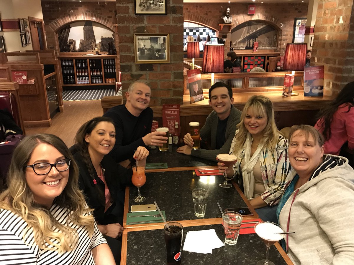 West Scotland &amp; Ireland Team (and Zoe) off to Dubai... cheers 😎🍺😎✈️ <a href="/SDEBDD/">simon ewins</a> <a href="/AndyFr4ncis/">AndyFr4ncis</a> @mrbryanwatters