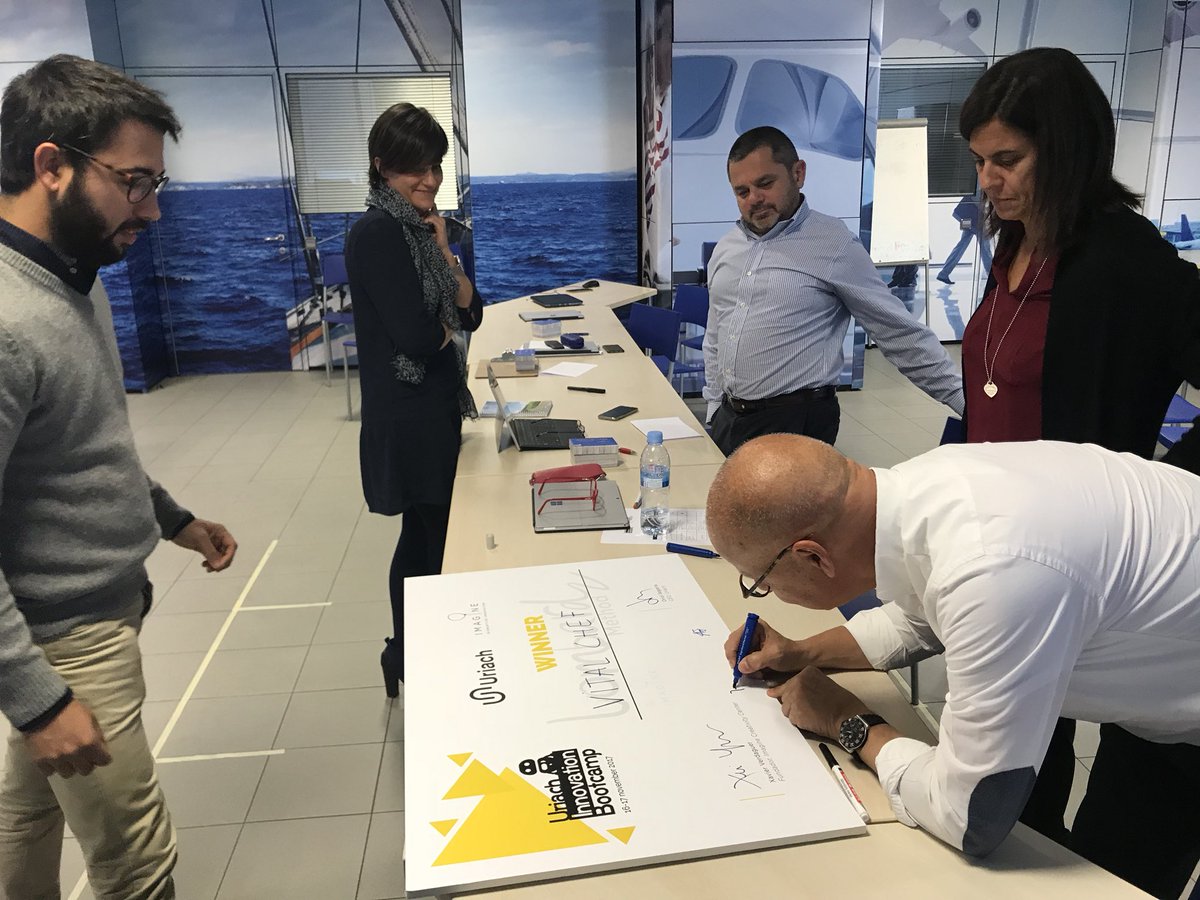 Lapsob's tweet photo. FELICIDADES equipo #VitaChef ganadores del @Uriach_es #innovation #bootcamp 2017 y FELICIDADES a todos los #Dreamers por el gran trabajo! @imaginecc #lombardmethod https://t.co/9IwsTaMmYI
