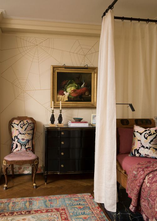 i2iphoto_'s tweet photo. . @donfreemanphoto interior photography for @WSJ - The gilded wall design is based on a 19th century painting by Vibert that depicts an opera replete with giant spiders and their webs.  https://t.co/hnGdkIjSwz

#interiordesign #photography https://t.co/6aDZu75rMv
