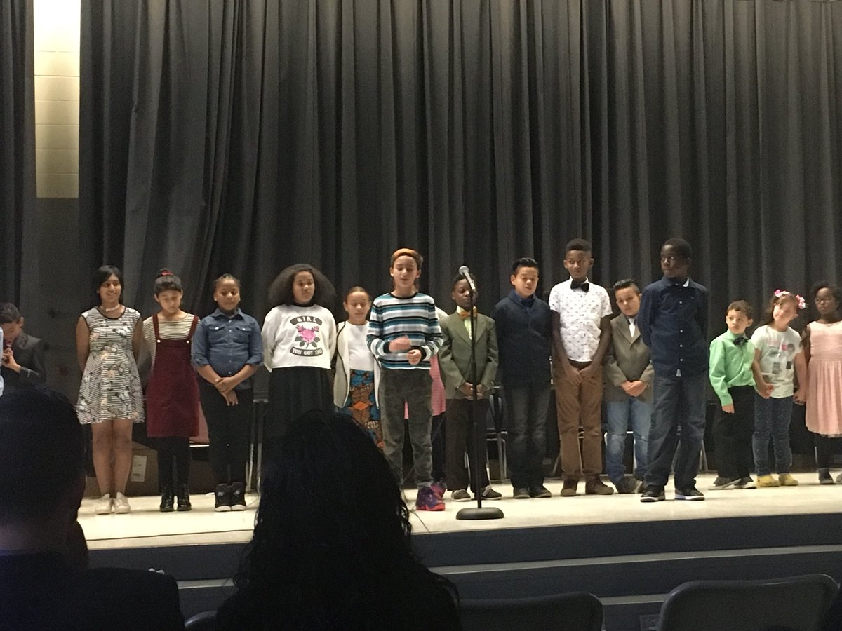 OakhurstCarr's tweet photo. @OakhurstSTEAM @OSA_PTA our #KeynotesClub #CTTF https://t.co/AoKmLWkKxN