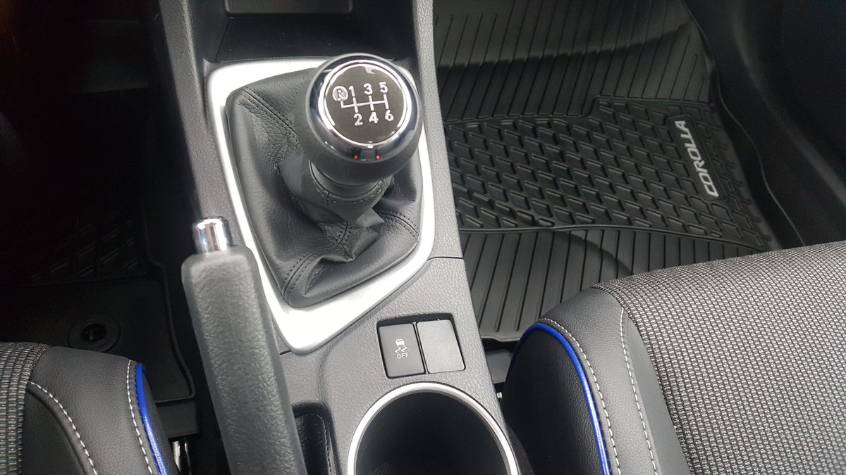 LethToyota's tweet photo. Correct. The Toyota Corolla is one of only 3 available Toyota vehicles that give you that extra control of a manual transmission. #yql #comeanddrive #clutch #lethbridgetoyota #ScottP #Yaris&Tacoma #3rdpedal #6spd # https://t.co/6NZBVMBLLS