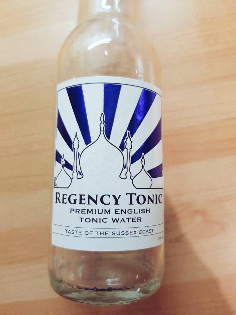 champdenwhite's tweet photo. Back from Cornwall #6hrdrive and having a much needed G&amp;T with @thespiritoftoad or #toad&amp;tonic as it's known. Fabulous, especially with new low sugar @RegencyTonic #satisfyinglylovely. I feel another one coming already :) https://t.co/CUancElAoH