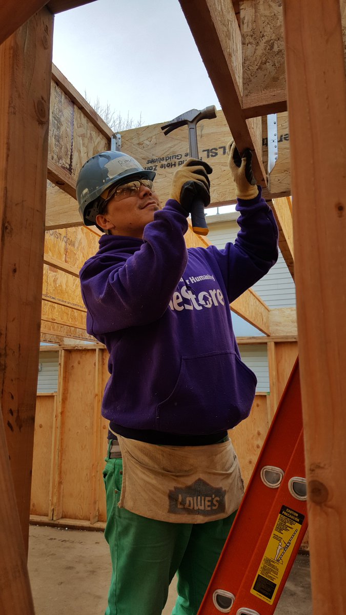habitatportland's tweet photo. This past Saturday was our first home buyer build day at Brooklyn Pines, our new 10-home community near the heart of the Jade District in SE Portland. https://t.co/zZntFSChcL