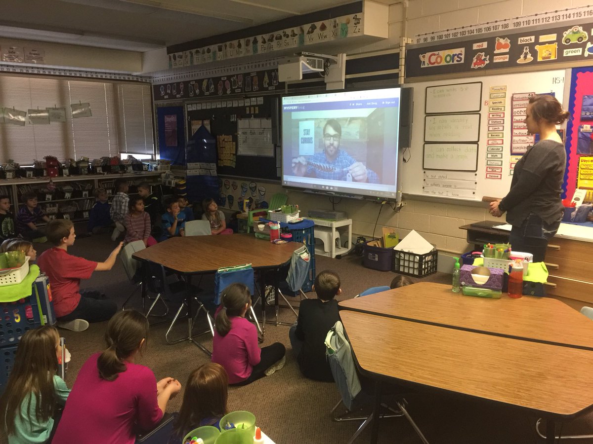 HA students and 1st graders collaborating to create a flip grid. #southsiderocks