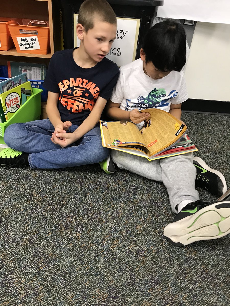 MrsMeyersWDP's tweet photo. Students are enjoying reading in partnerships! #RockonWestwood #wdppride https://t.co/u3o7UMqhz7