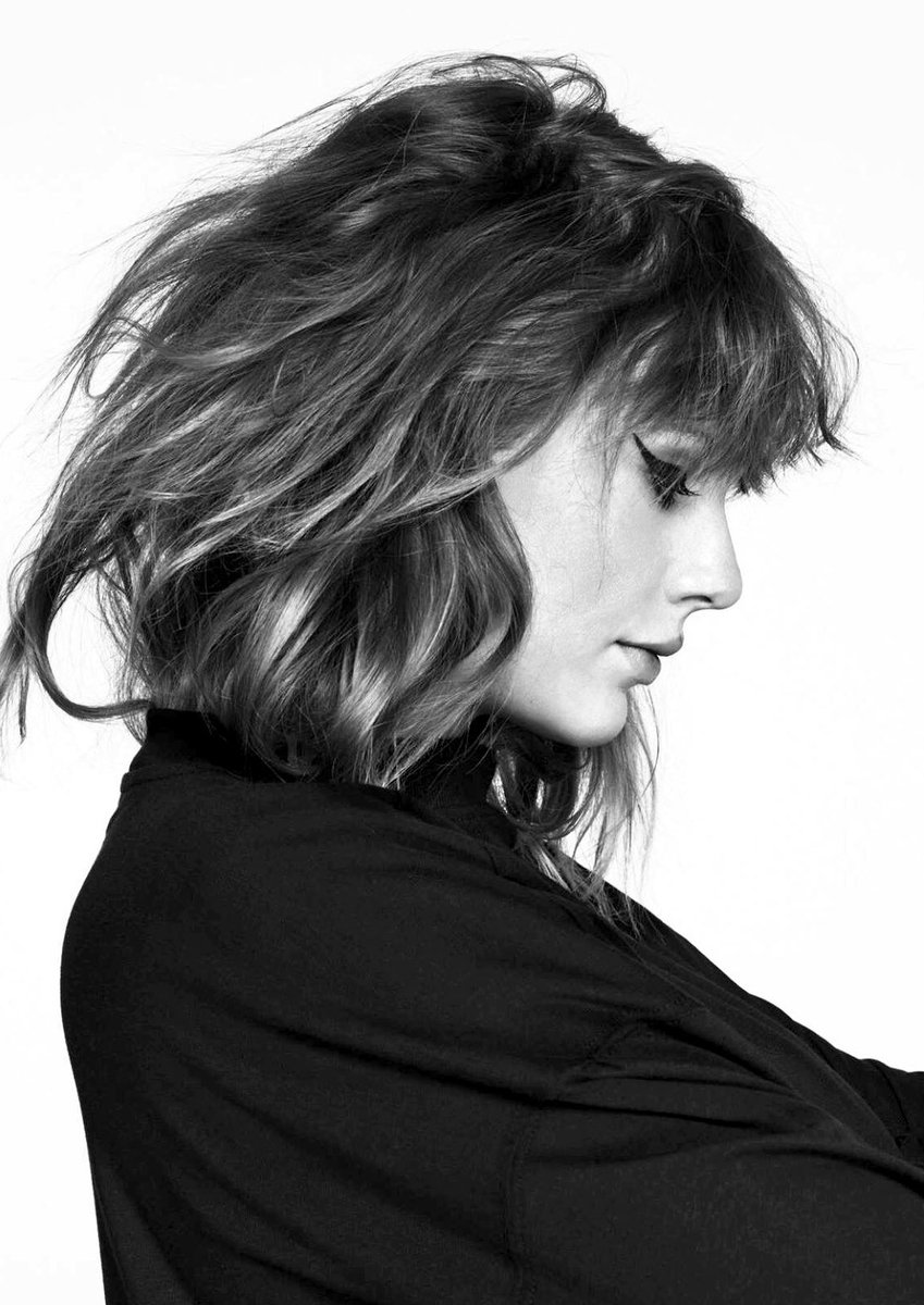 TSwiftNZ's tweet image. #reputation 

🏆 Sold 1.216M in debut week
🏆 Sold 700K units on first day
🏆 Best selling US album in 2017
🏆 Fastest to hit #1 on US iTunes
🏆 Four #1 songs on US iTunes
🏆 #1 on iTunes in 100+ countries
🏆 Best selling UK female album in 2017