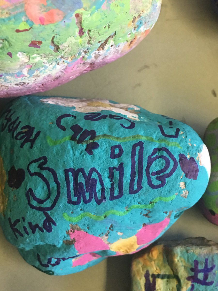LabrosseKristy's tweet photo. 2-L took on Mission Possible today. Spreading kindness through kindness rocks. Be on the lookout 👀 for #NMRocks. @SGrompone @NMGibbs_NJ https://t.co/O8l9ZuQHnO