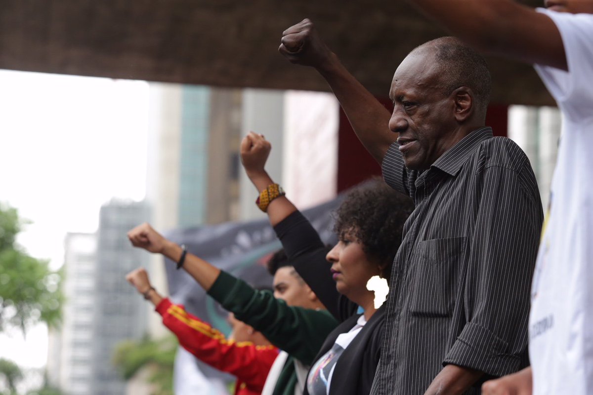 cynaramenezes's tweet photo. imagem do dia: marcha da consciência negra em são paulo contra o racismo e o genocídio.
foto: paulo pinto/@Fotos_Publicas https://t.co/u5PCux3RJA