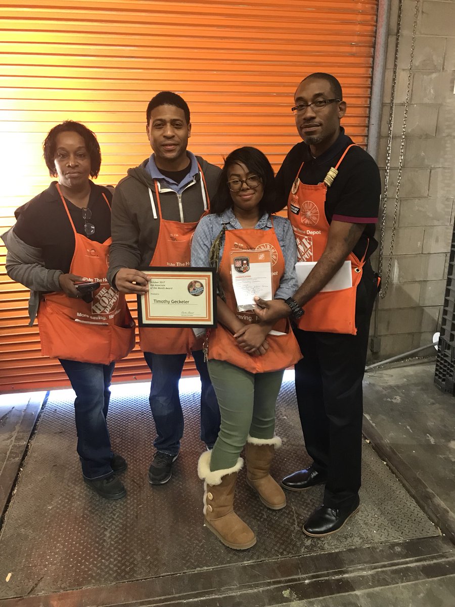 New Rec associate Tim getting voted Ops AOM <a href="/JoeZuniga1/">Joe Zuniga</a> <a href="/Dereik_Advice33/">Dereik Edwards</a> <a href="/LCortes89/">Lilia Cortes</a>