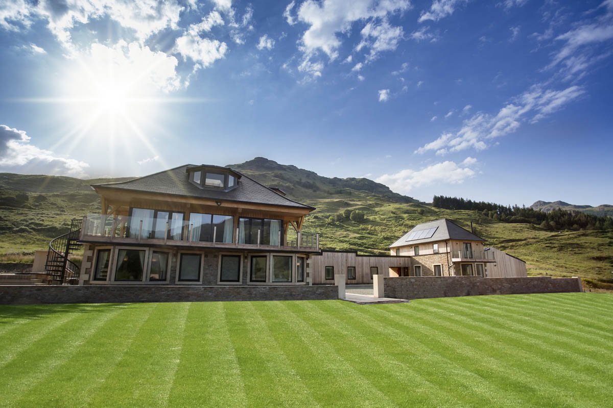 scotlandinspire's tweet image. Lodge at Carrick Castle Estate bit.ly/2iyR2ce near #Lochgoilhead in #Argyll. Located in one of Scotland’s most beautiful regions. Magnificent lodge sleeps 14 with a grand design, sociable layout &amp;amp; with exquisite antique furnishings. #BeInspired #Bedandbreakfasts #bandb