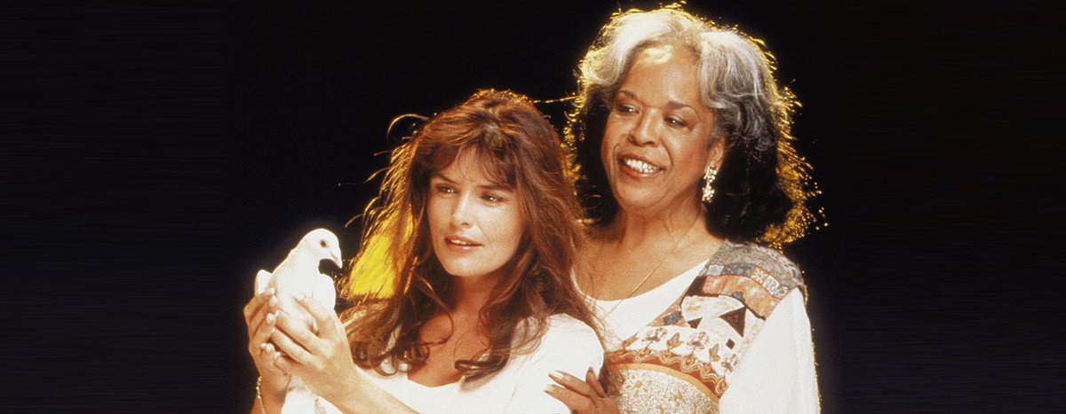 CASE103060's tweet photo. I absolutely loved Touched by an Angel‼️ @RealRomaDowney &amp; Ms. Reese helped me thru some tough times w/ their series👉their spirituality shined bright thru to their acting. RIP w/ the angels Della Reese 🙏 #TCOT #CCOT https://t.co/dztFNI4w8w