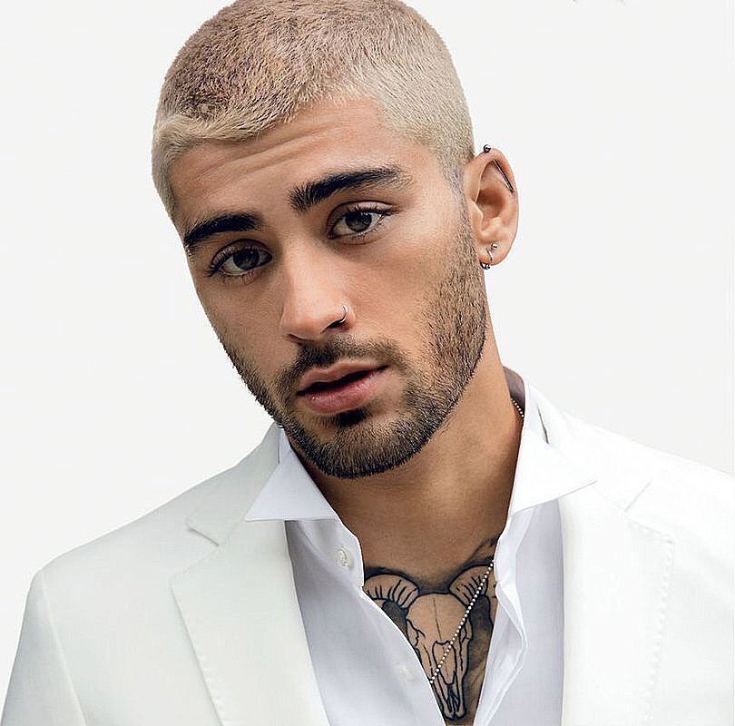 Zayn_Legend's tweet photo. Holy shit....🔥✨ https://t.co/rvJdTifI52